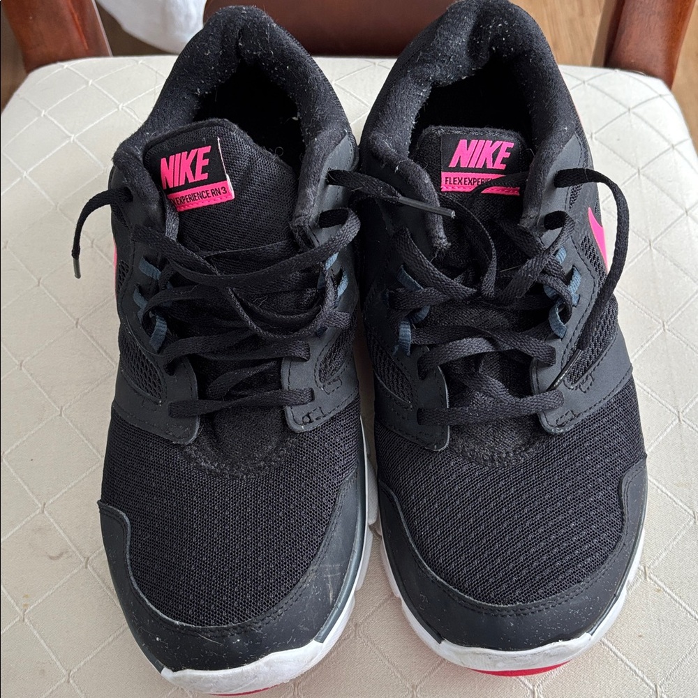 Nike Women's Flex Experience RN 3